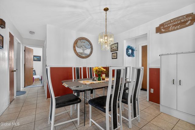 971 Kings Road, Colonie, NY 12303