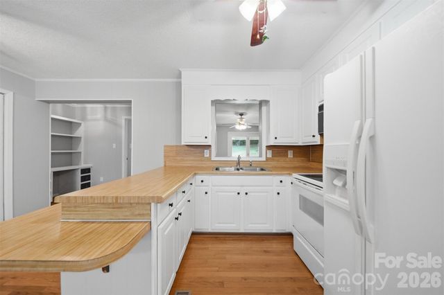 9357 Keller Avenue, Hildebran, NC 28637