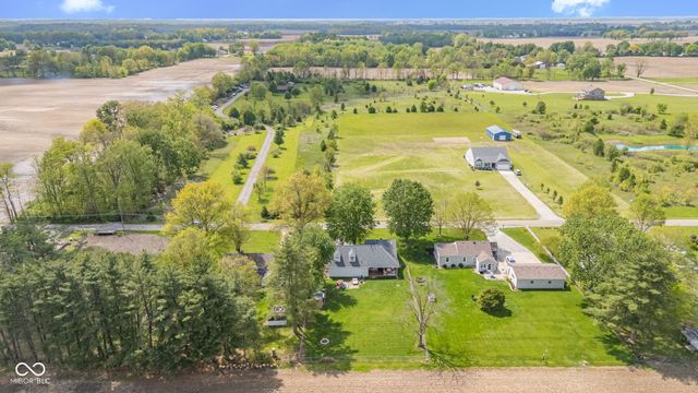 2322 N 300 W, Anderson, IN 46011