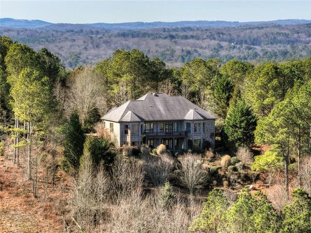 100 Foxpaw Leaf Court, Ellijay, GA 30536