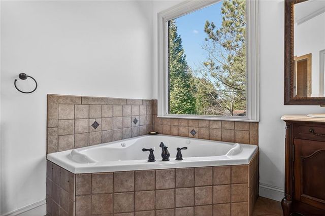 100 Foxpaw Leaf Court, Ellijay, GA 30536