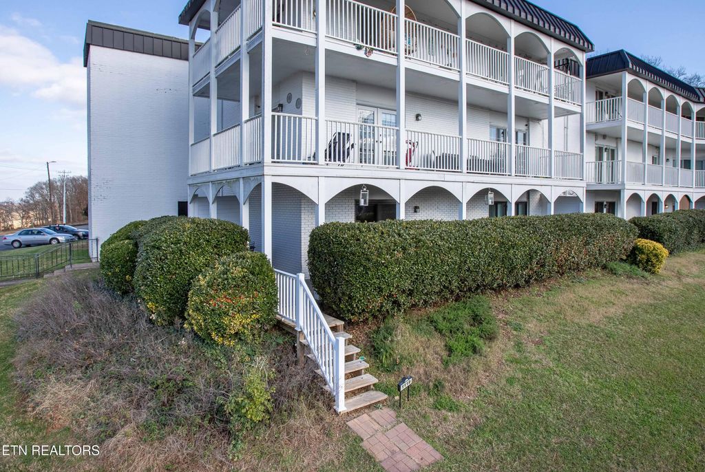 5709 Lyons View Pike 1119, Knoxville, TN 37919