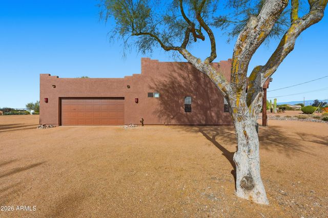 710 S MULESHOE Road S, Apache Junction, AZ 85119