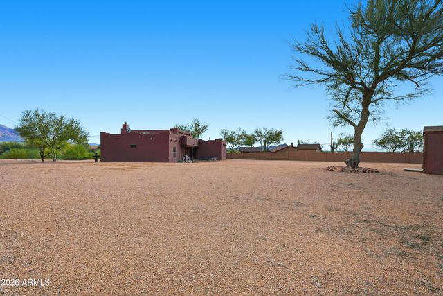 710 S MULESHOE Road S, Apache Junction, AZ 85119