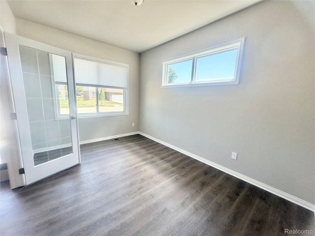 33259 Blue Spruce Drive, Sterling Heights, MI 48310
