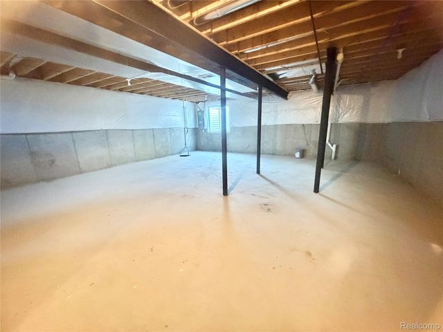 33259 Blue Spruce Drive, Sterling Heights, MI 48310