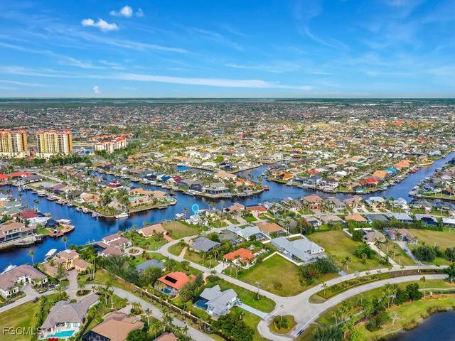 1437 SW 57th ST, Cape Coral, FL 33914