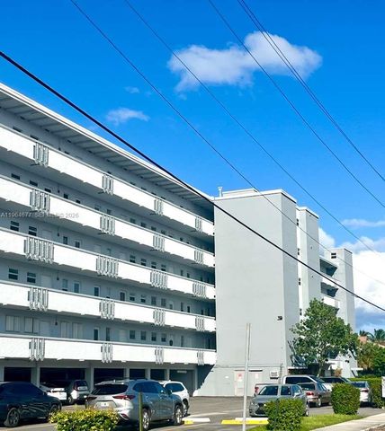 1425 ATLANTIC SHORES BLVD 308, Hallandale Beach, FL 33009