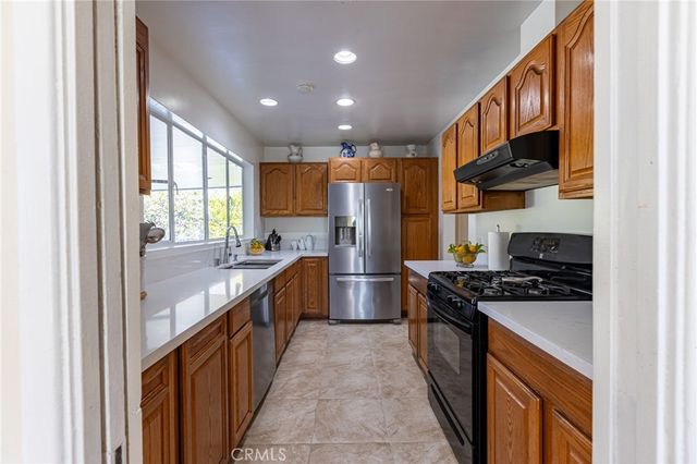 13555 13557 Wentworth Street, Arleta, CA 91331