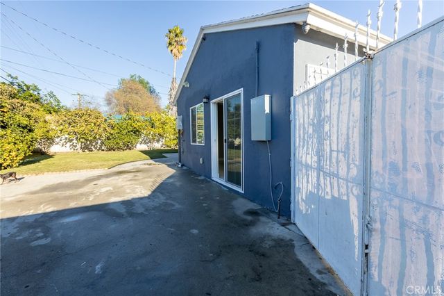 13555 13557 Wentworth Street, Arleta, CA 91331