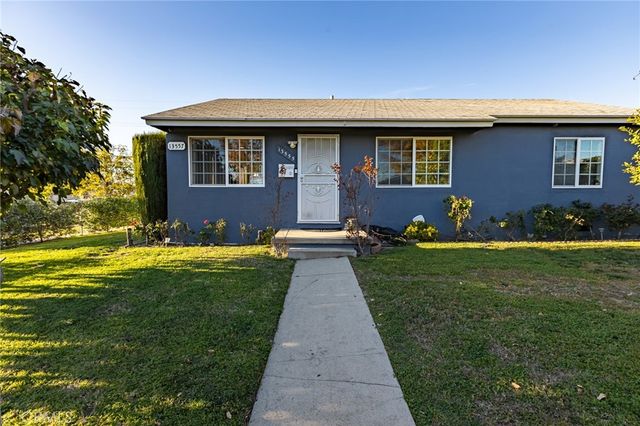 13555 13557 Wentworth Street, Arleta, CA 91331