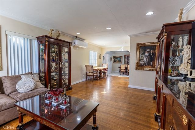 13555 13557 Wentworth Street, Arleta, CA 91331