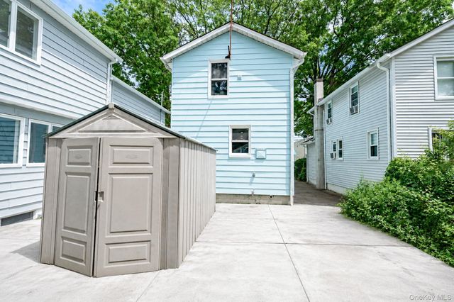 532 Washington Avenue, West Hempstead, NY 11552