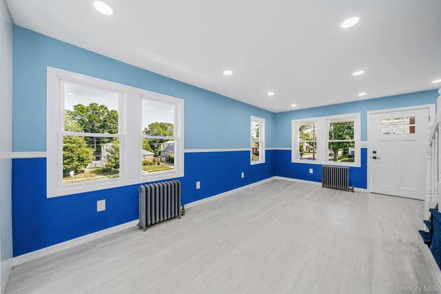 532 Washington Avenue, West Hempstead, NY 11552