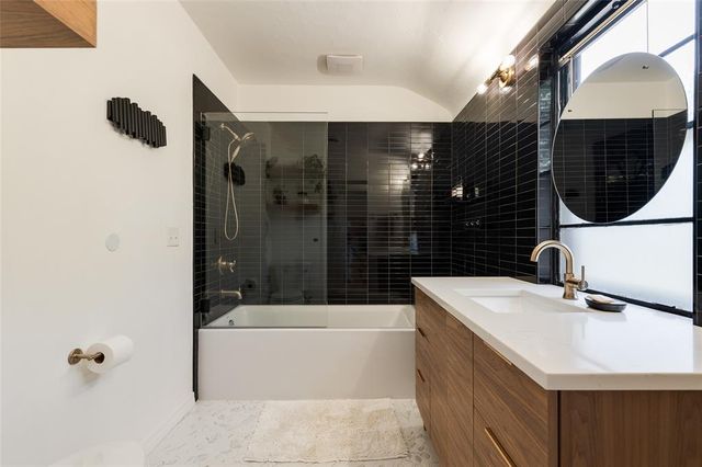 609 NW 37th Street, Oklahoma City, OK 73118