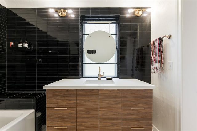 609 NW 37th Street, Oklahoma City, OK 73118