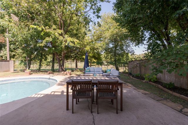 609 NW 37th Street, Oklahoma City, OK 73118