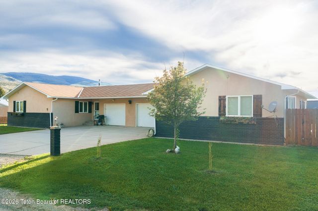 102 TAYLOR CREEK Road, Dubois, WY 82513 property photo