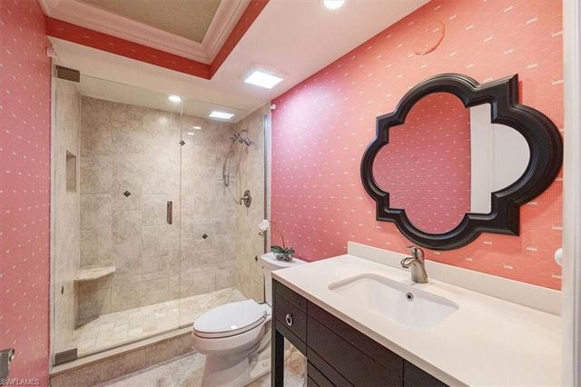 2900 Gulf Shore BLVD N # 406, Naples, FL 34103