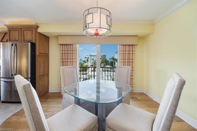 2900 Gulf Shore BLVD N # 406, Naples, FL 34103