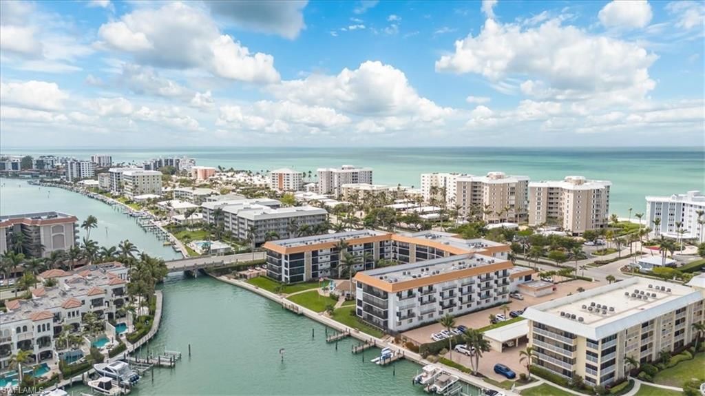 2900 Gulf Shore BLVD N # 406, Naples, FL 34103