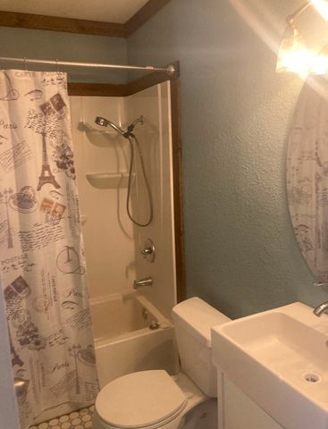 1140 Redbud Street, Denison, TX 75020