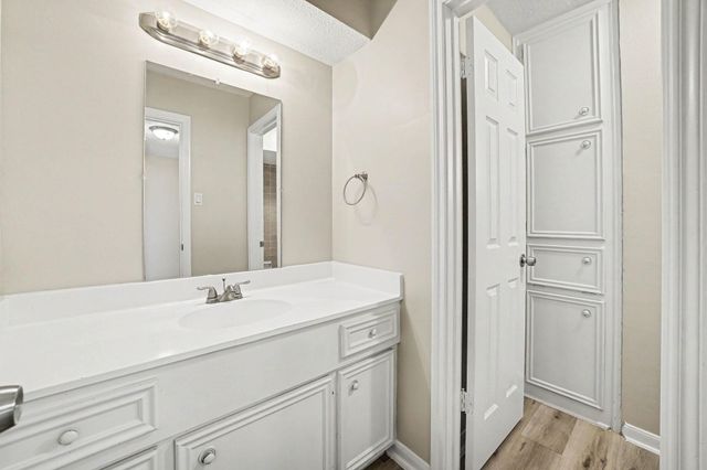 7911 Bayou Forest Drive, Houston, TX 77088