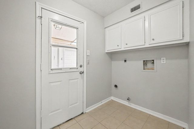 7911 Bayou Forest Drive, Houston, TX 77088