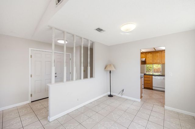 7890 Tierra Glen Way, Sacramento, CA 95828