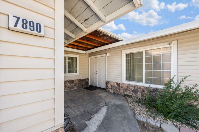 7890 Tierra Glen Way, Sacramento, CA 95828