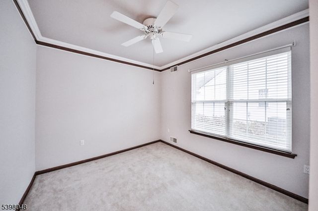 107 Kensington Cir, White Twp., NJ 07823