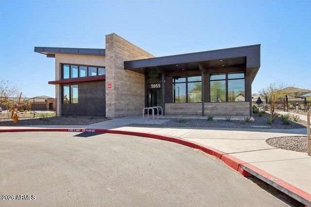 21114 N 58TH Way, Phoenix, AZ 85054