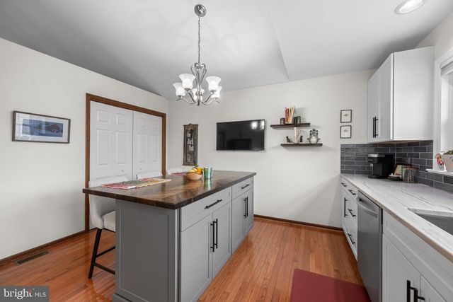 85 ASCOT DR, Elverson, PA 19520
