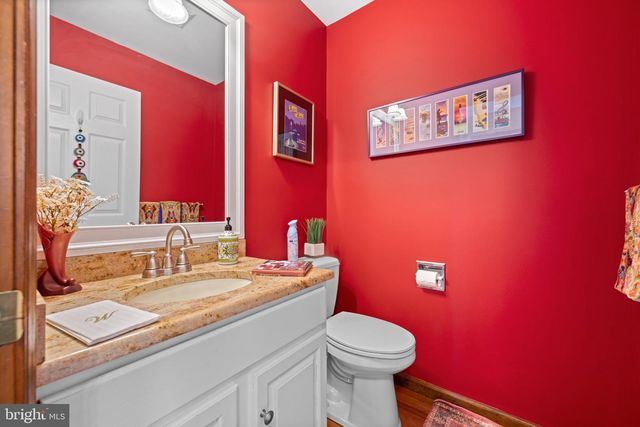 85 ASCOT DR, Elverson, PA 19520