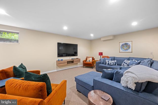 85 ASCOT DR, Elverson, PA 19520