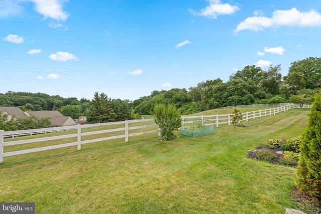 85 ASCOT DR, Elverson, PA 19520
