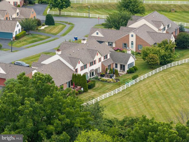 85 ASCOT DR, Elverson, PA 19520