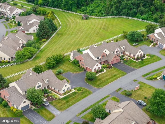85 ASCOT DR, Elverson, PA 19520
