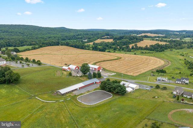 85 ASCOT DR, Elverson, PA 19520