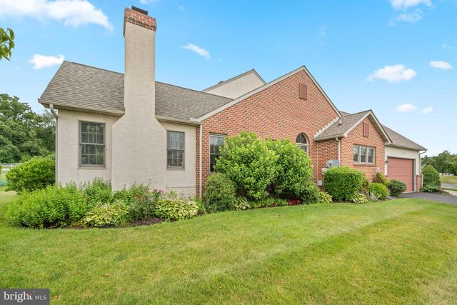 85 ASCOT DR, Elverson, PA 19520