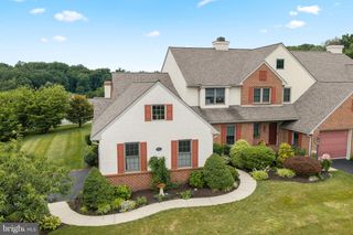 85 ASCOT DR, Elverson, PA 19520