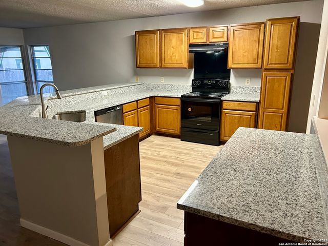 8338 New World, San Antonio, TX 78239
