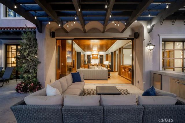 2 Thomas Road, Ladera Ranch, CA 92694
