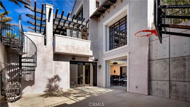 2 Thomas Road, Ladera Ranch, CA 92694