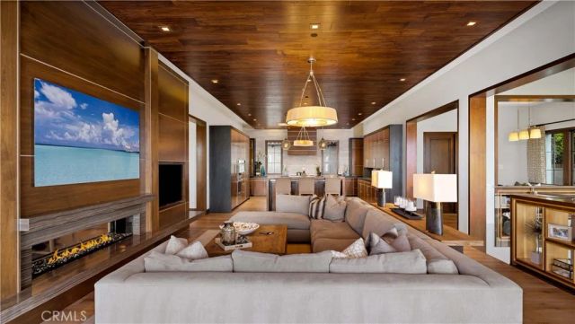 2 Thomas Road, Ladera Ranch, CA 92694
