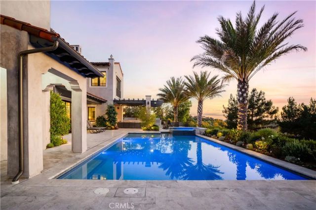 2 Thomas Road, Ladera Ranch, CA 92694
