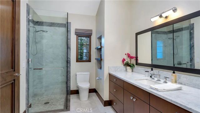 2 Thomas Road, Ladera Ranch, CA 92694