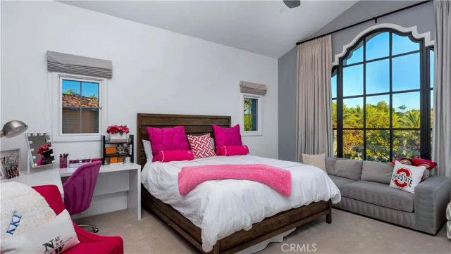 2 Thomas Road, Ladera Ranch, CA 92694