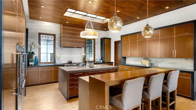 2 Thomas Road, Ladera Ranch, CA 92694