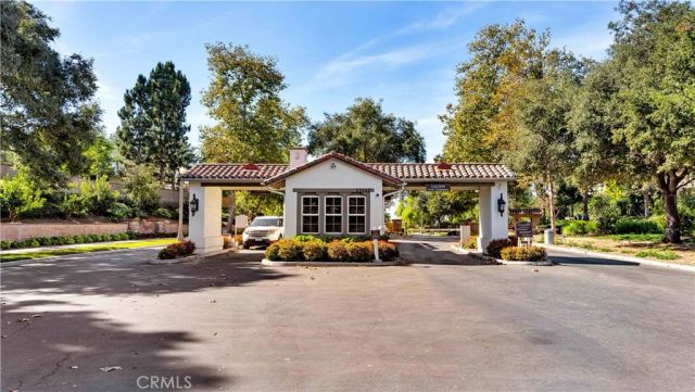 2 Thomas Road, Ladera Ranch, CA 92694